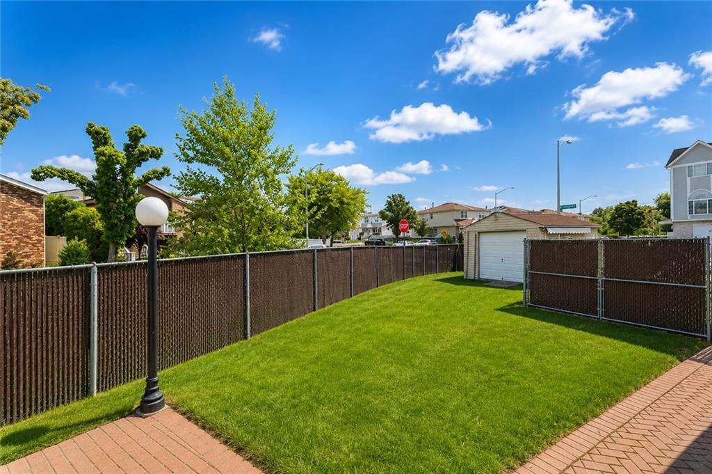 152 Crossfield Avenue Property Photo 34
