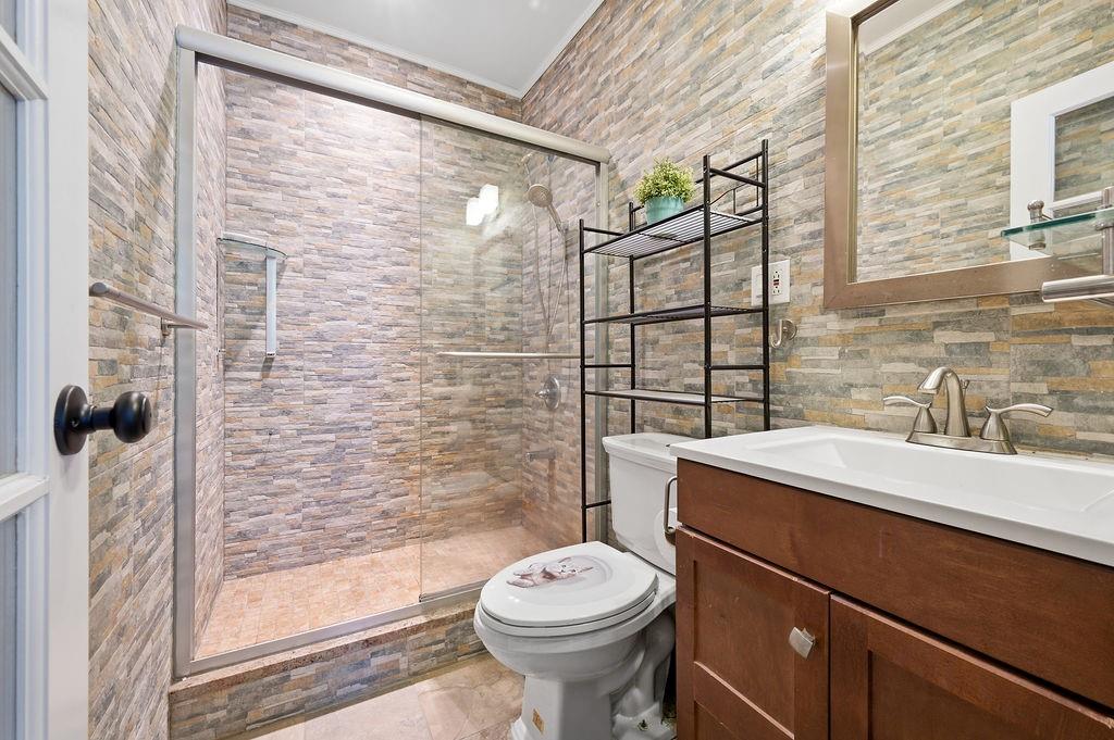7709 19th Avenue Property Photo 15