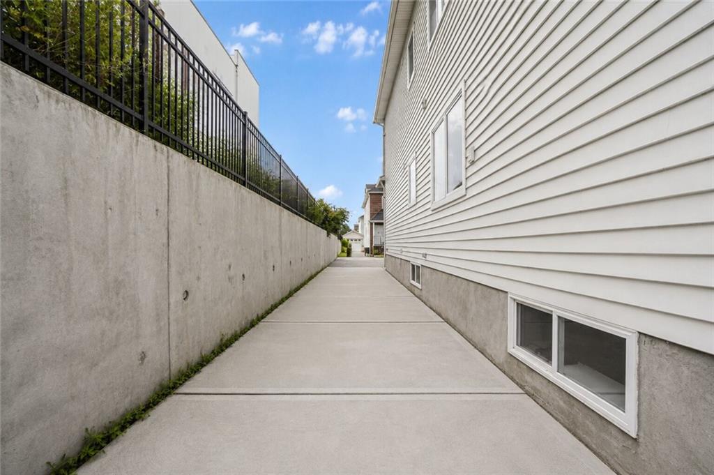 64 Butler Place Property Photo 14