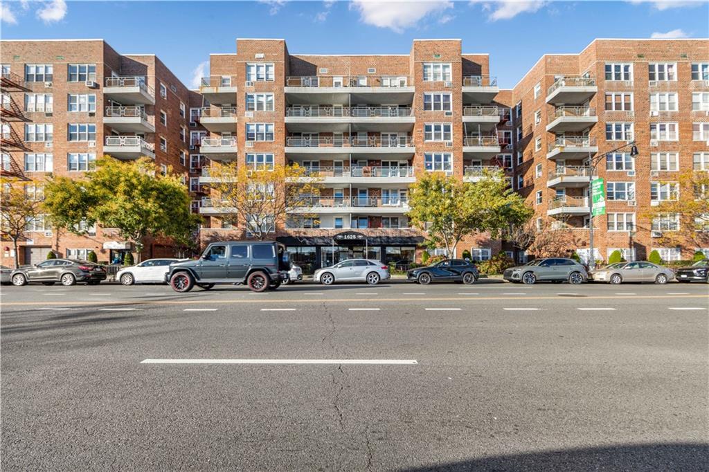1625 Emmons Avenue 4k Property Photo 2