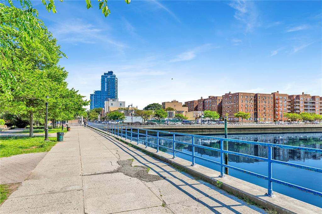 1625 Emmons Avenue 4k Property Photo 13