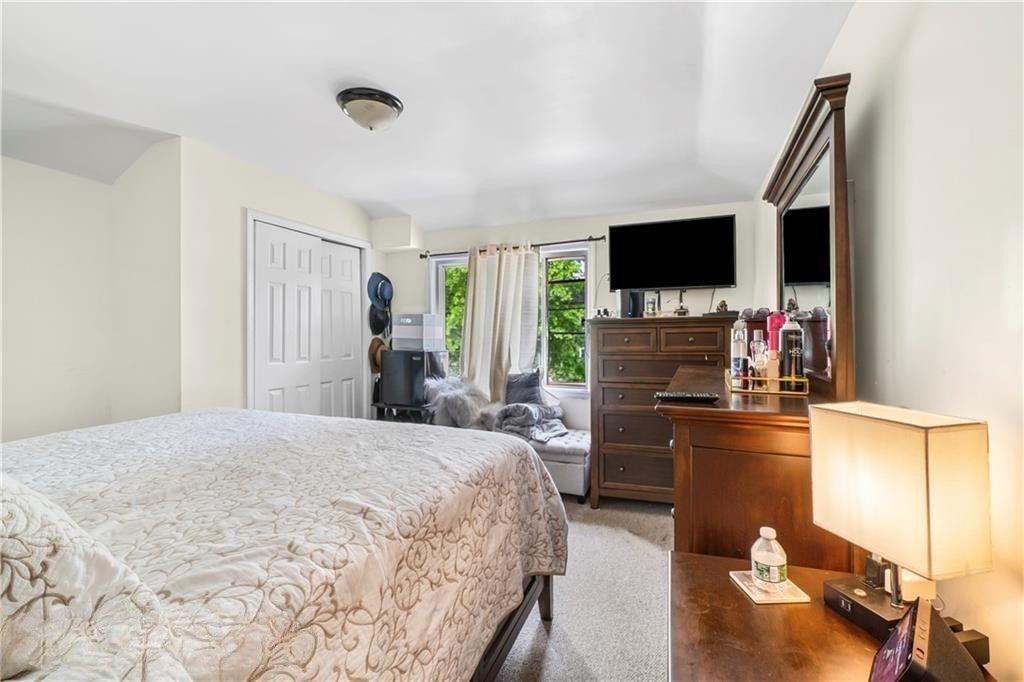 68 South Avenue Property Photo 15