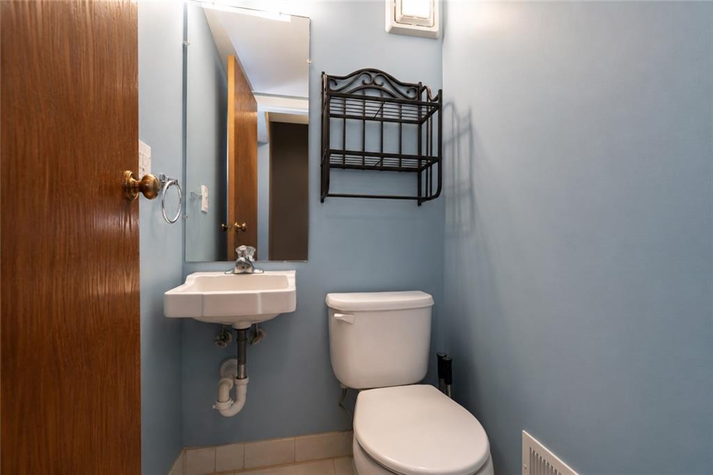 176 Ilyssa Way Property Photo 9