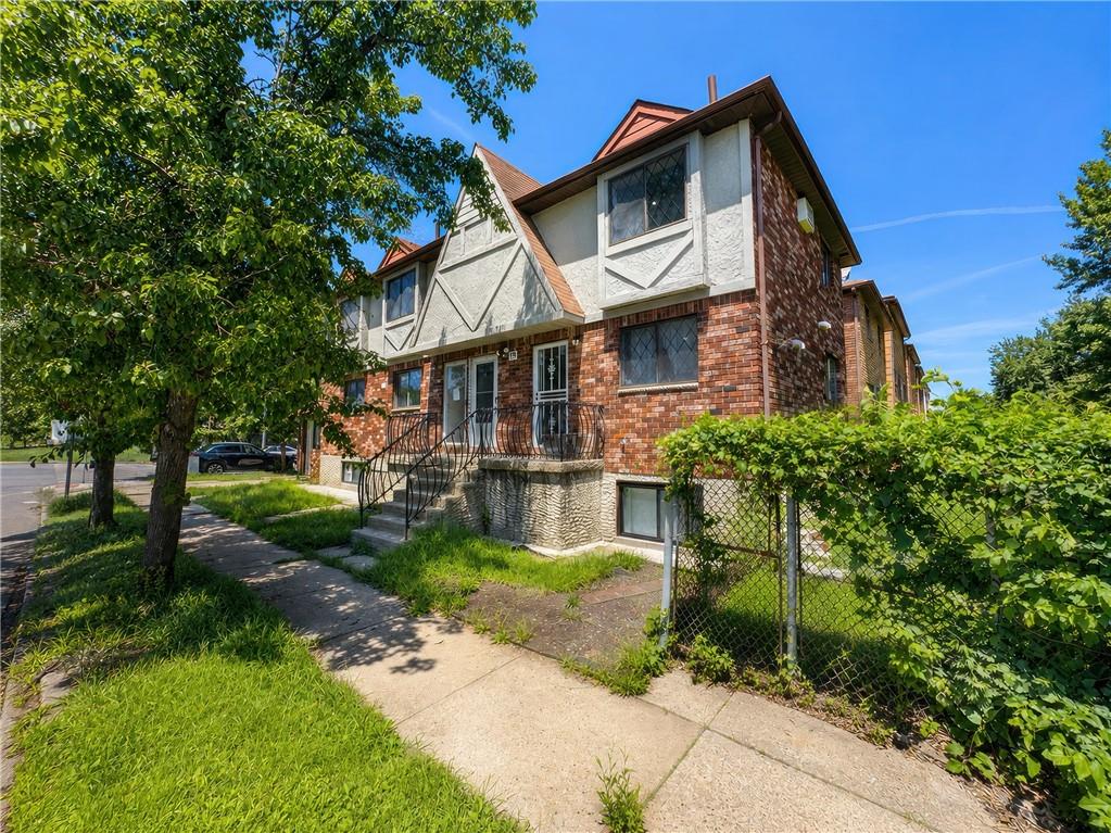 79 Pompey Avenue Property Photo 2