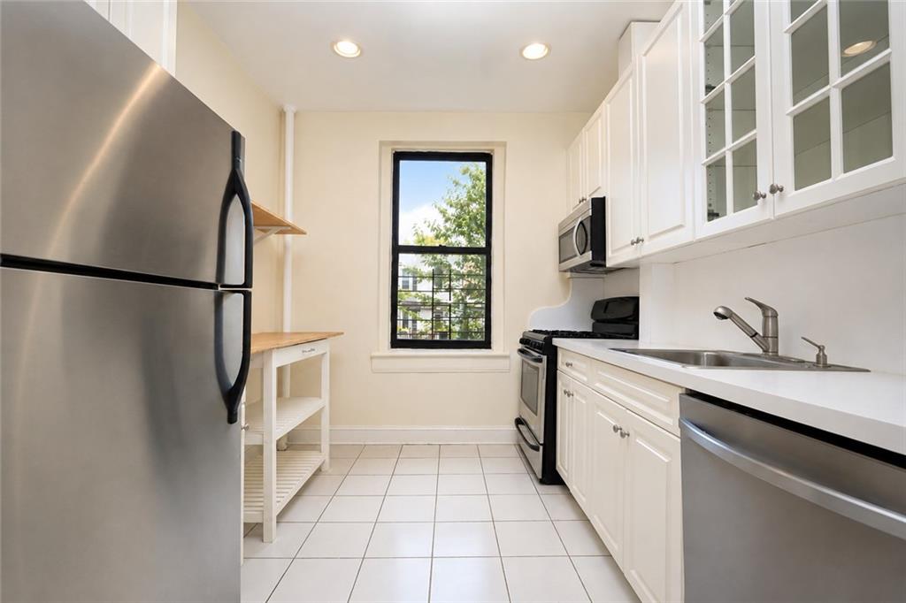 255 79th Street B1 Property Photo 6