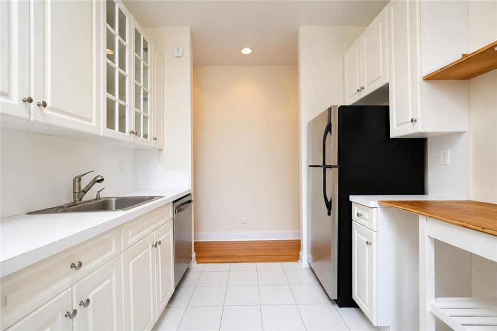 255 79th Street B1 Property Photo 9