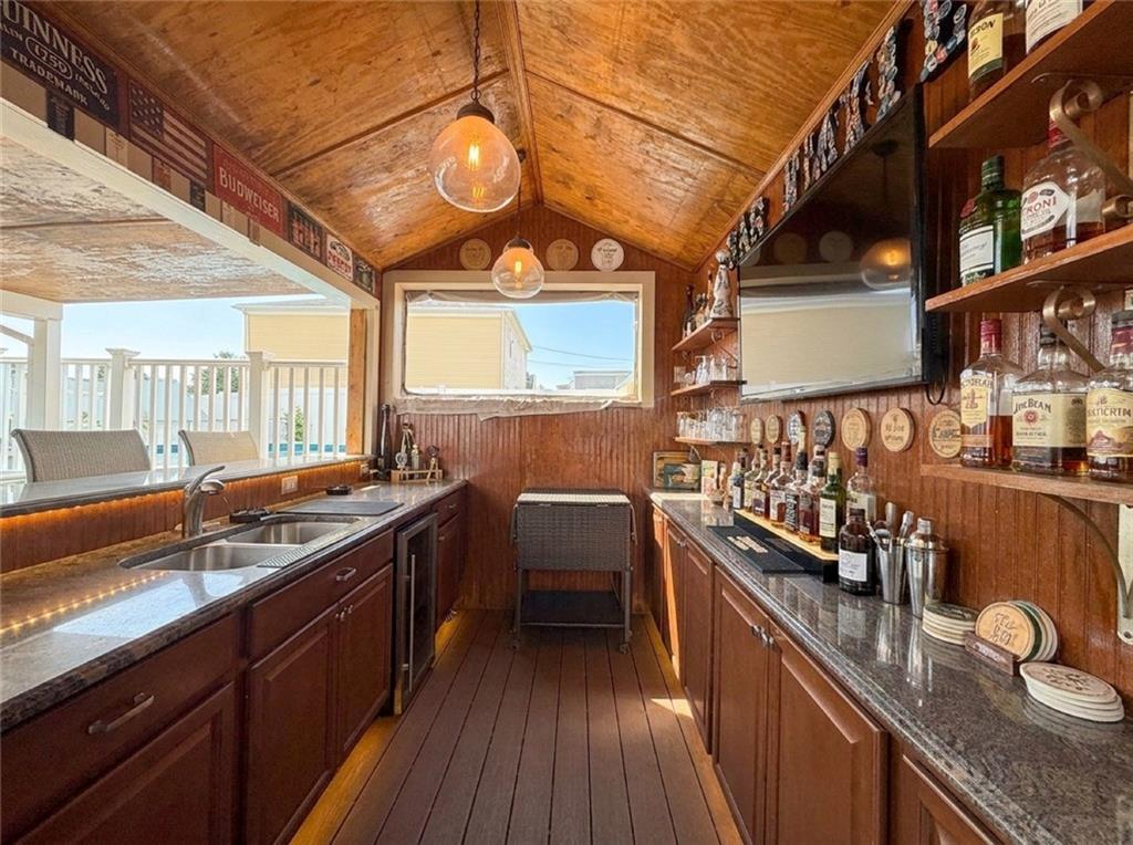 124 East Broadway Way Property Photo 31