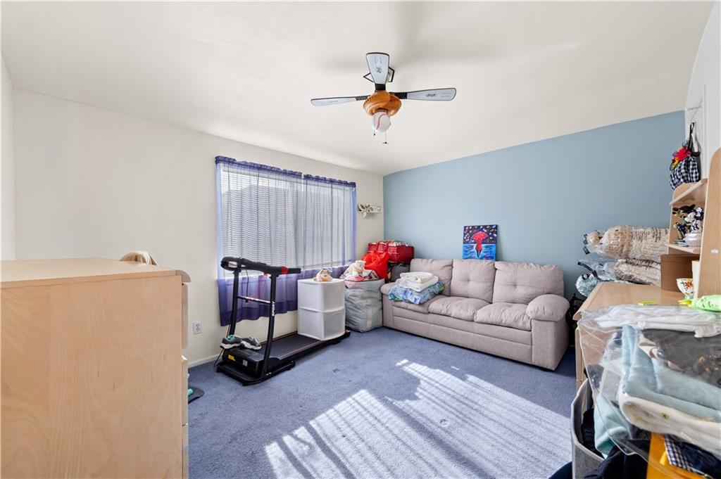 177 Lorraine Loop Property Photo 16