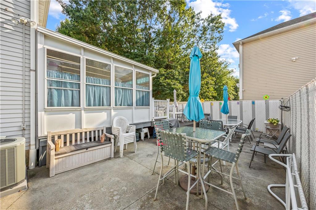 177 Lorraine Loop Property Photo 22