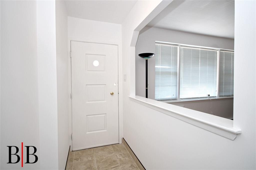 40 Bay 46th Street Property Photo 5