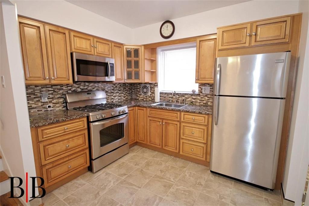 40 Bay 46th Street Property Photo 8