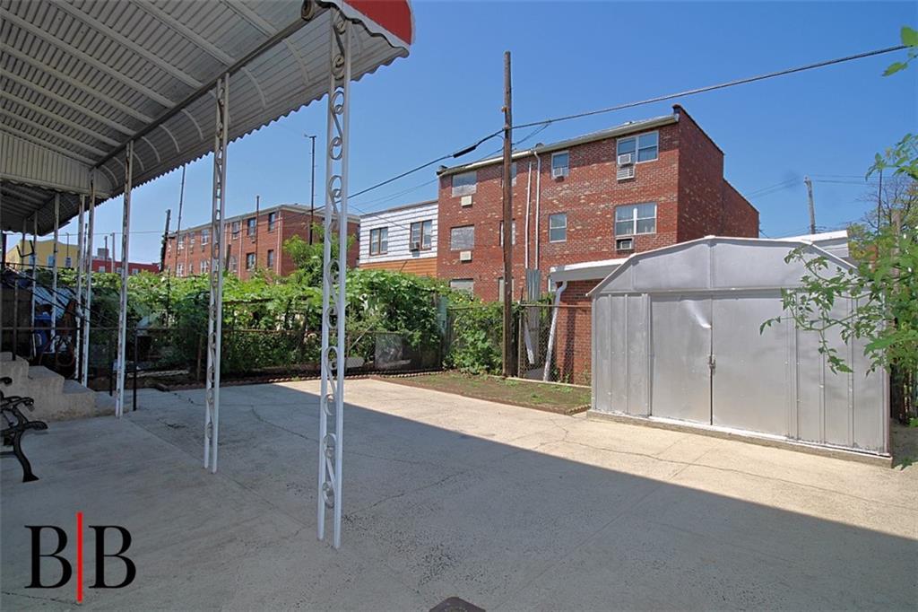 40 Bay 46th Street Property Photo 40