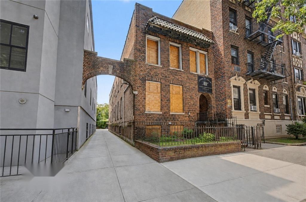 1450 Ocean Avenue Property Photo 1