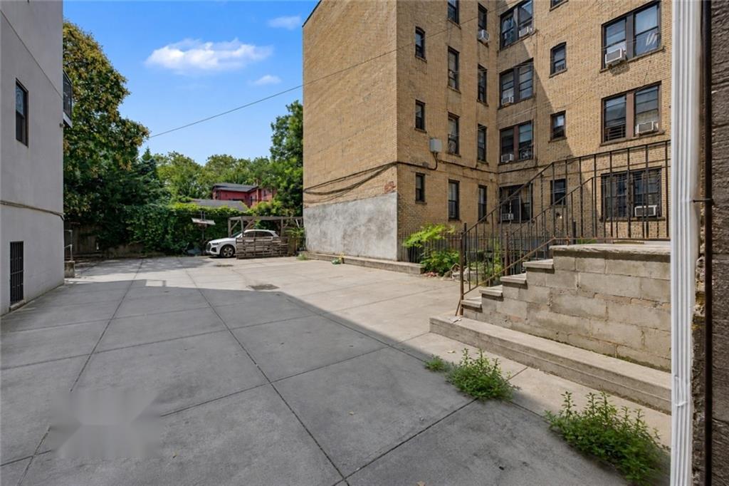1450 Ocean Avenue Property Photo 9