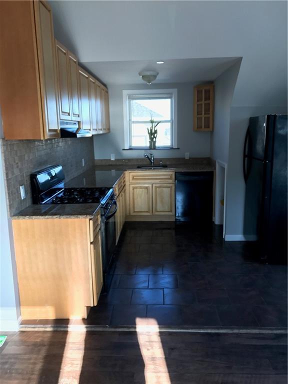 175 Beach 113th Street Property Photo 6