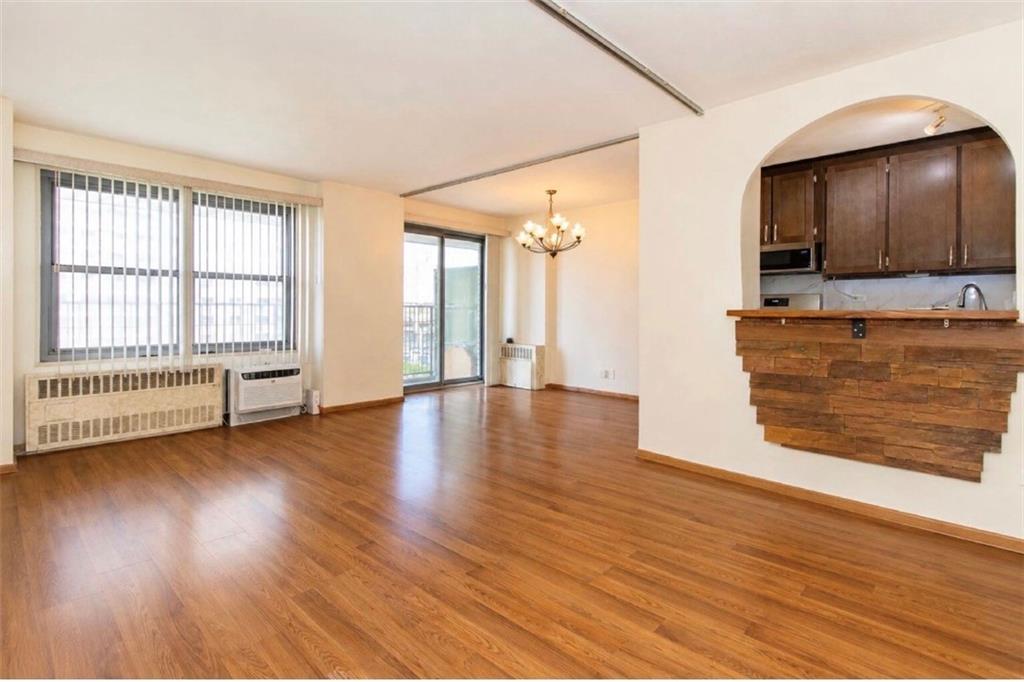 501 Surf Avenue 3n Property Photo 2