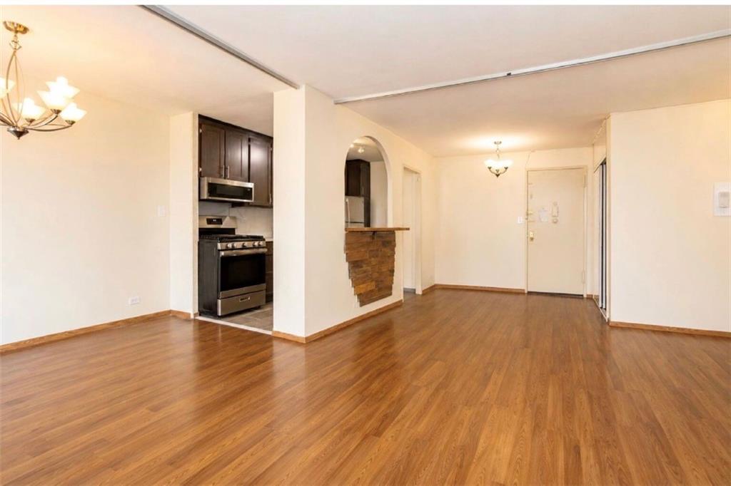 501 Surf Avenue 3n Property Photo 4