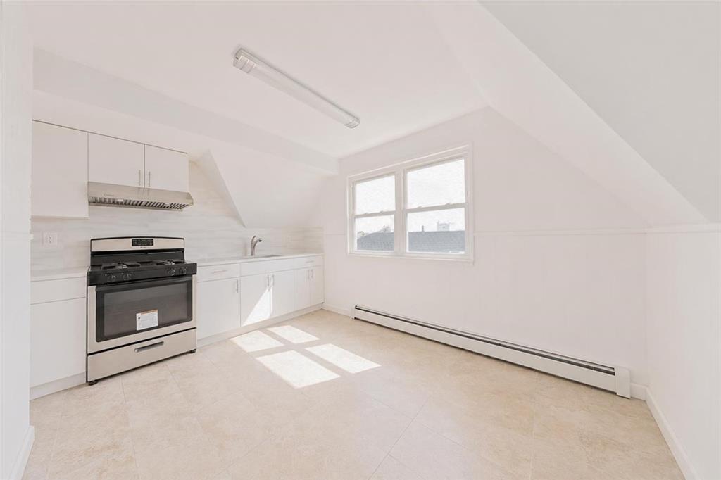 145 Bay 11th Street Property Photo 8