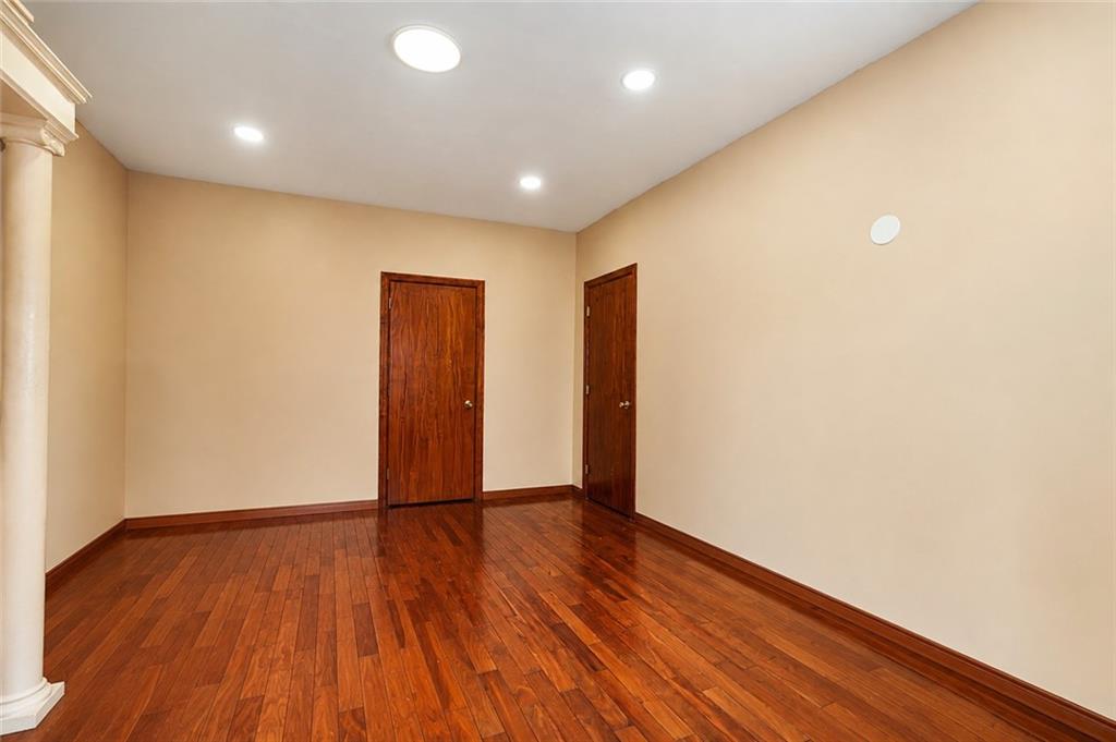 82 Kermit Place Property Photo 16