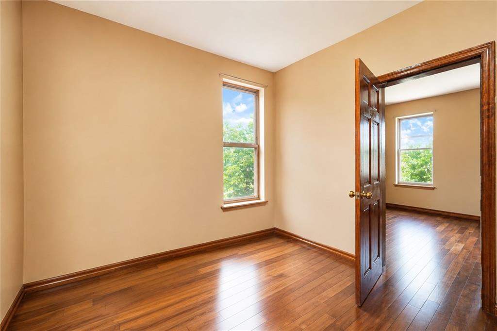 82 Kermit Place Property Photo 18