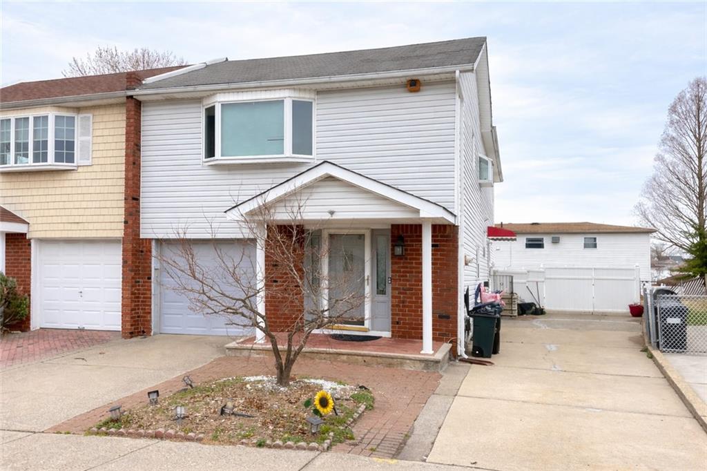 17 Alexander Avenue Property Photo 1