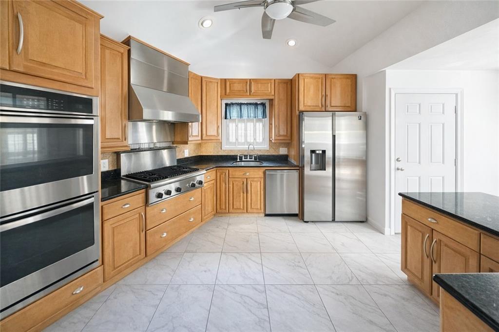 17 Alexander Avenue Property Photo 2