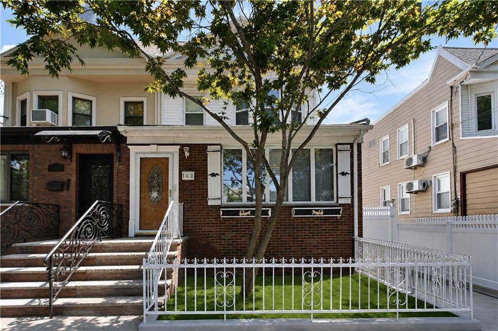 1829 West 10th Street Property Photo 1