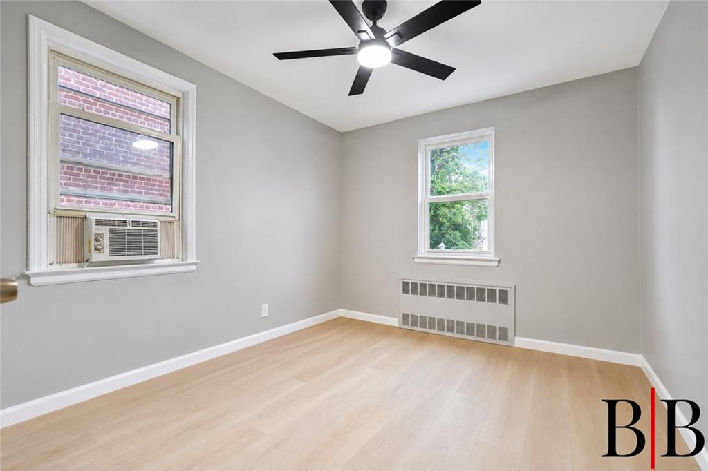 2060 East 63rd Street Property Photo 14