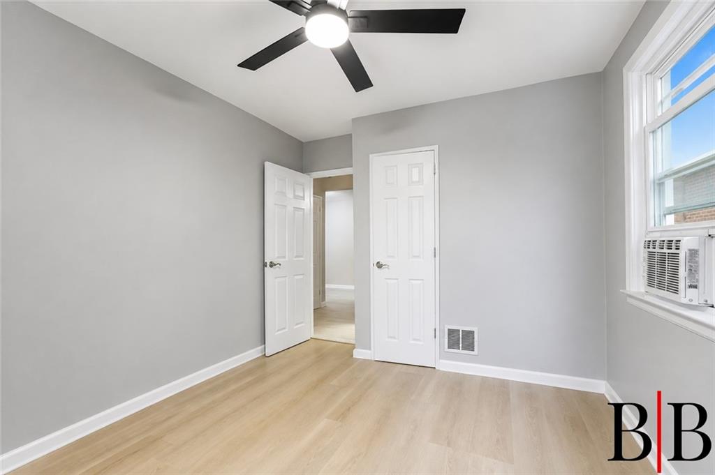 2060 East 63rd Street Property Photo 15