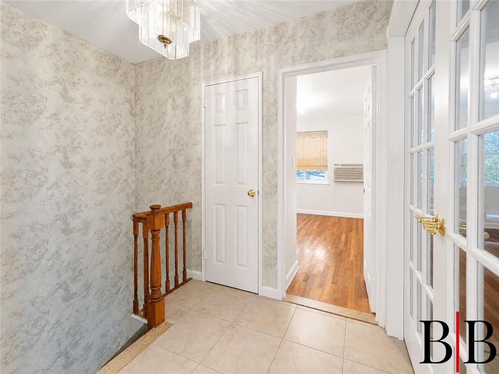 2060 East 63rd Street Property Photo 18