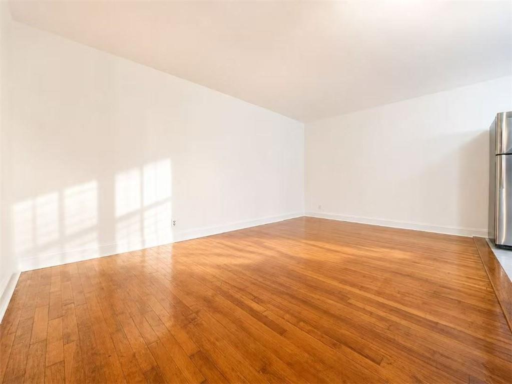 85-11 34th Avenue 3h Property Photo 7