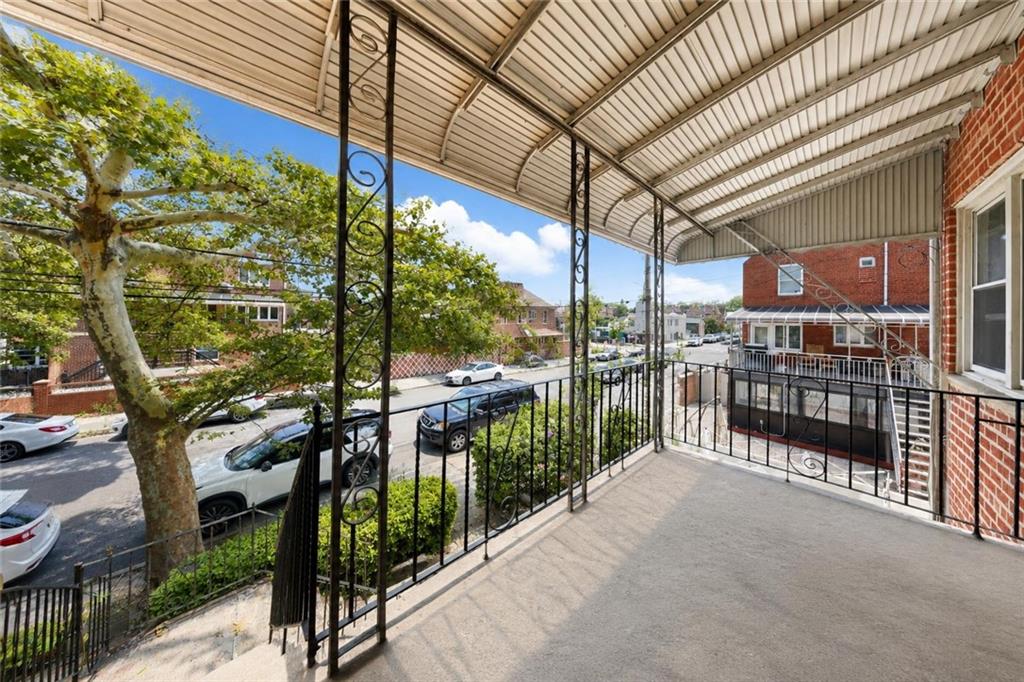 2678 Haring Street Property Photo 18