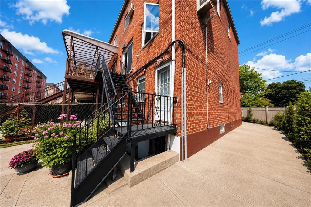 2678 Haring Street Property Photo 19