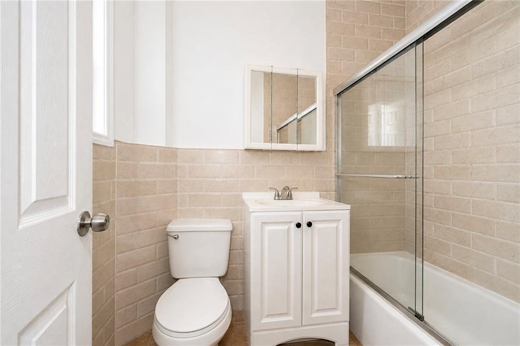 1429 70th Street Property Photo 20