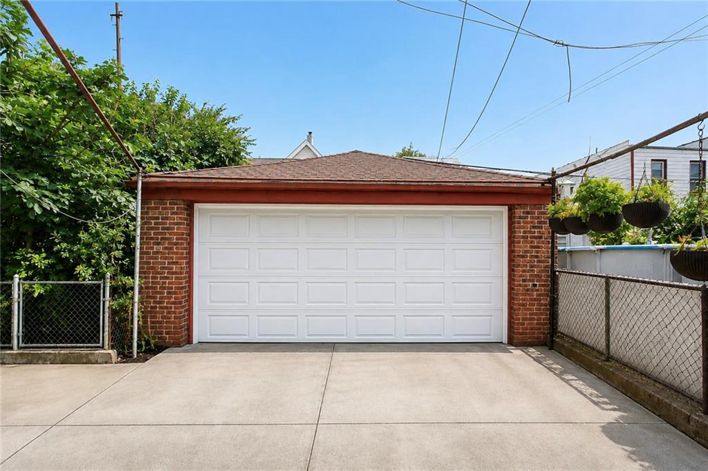 1429 70th Street Property Photo 40
