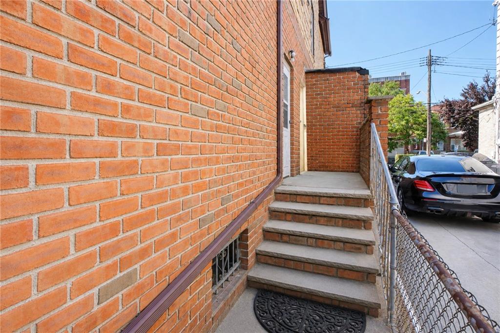 1429 70th Street Property Photo 42