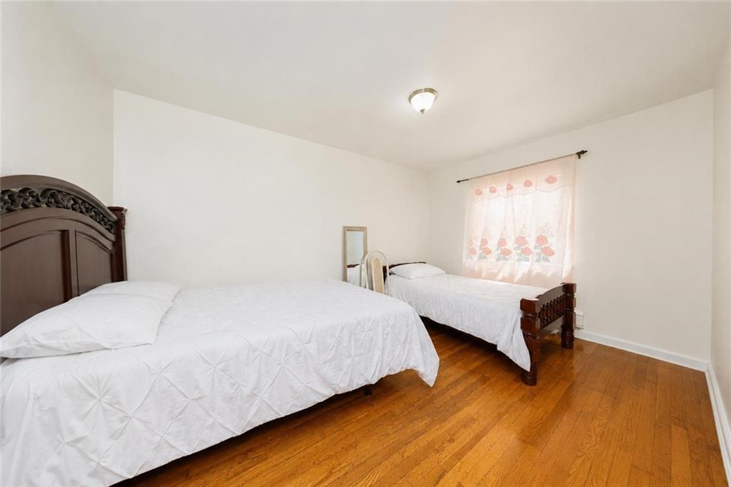 1049 East 56th Street Property Photo 17