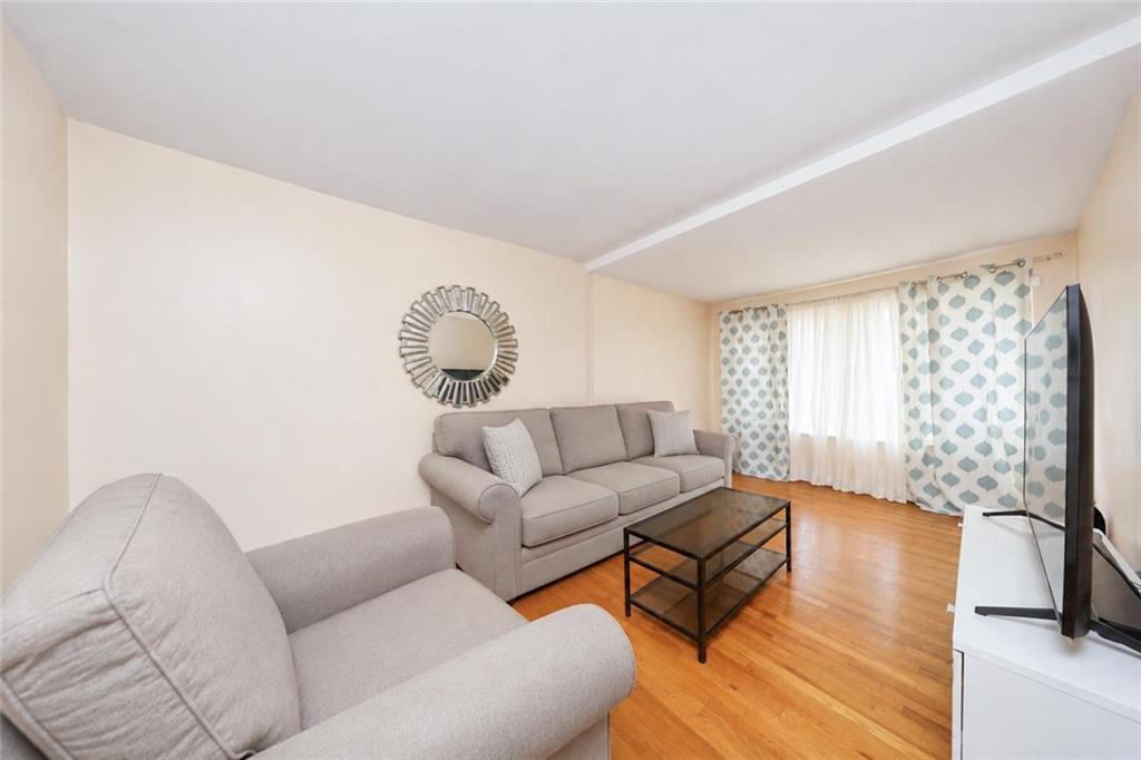1049 East 56th Street Property Photo 19