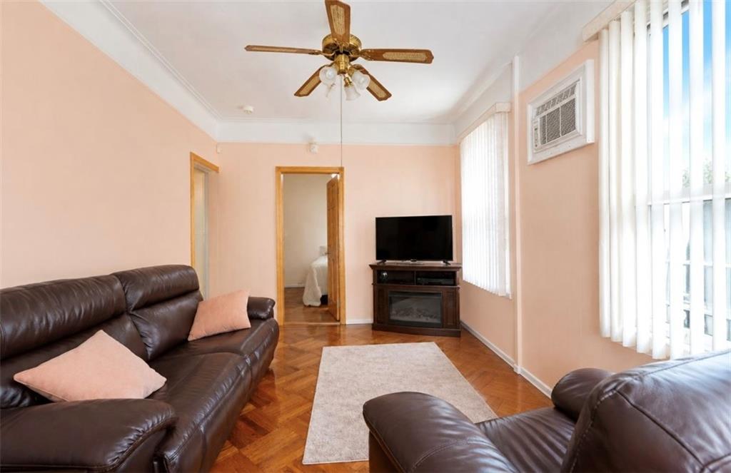 2459 West 2nd Street Property Photo 7