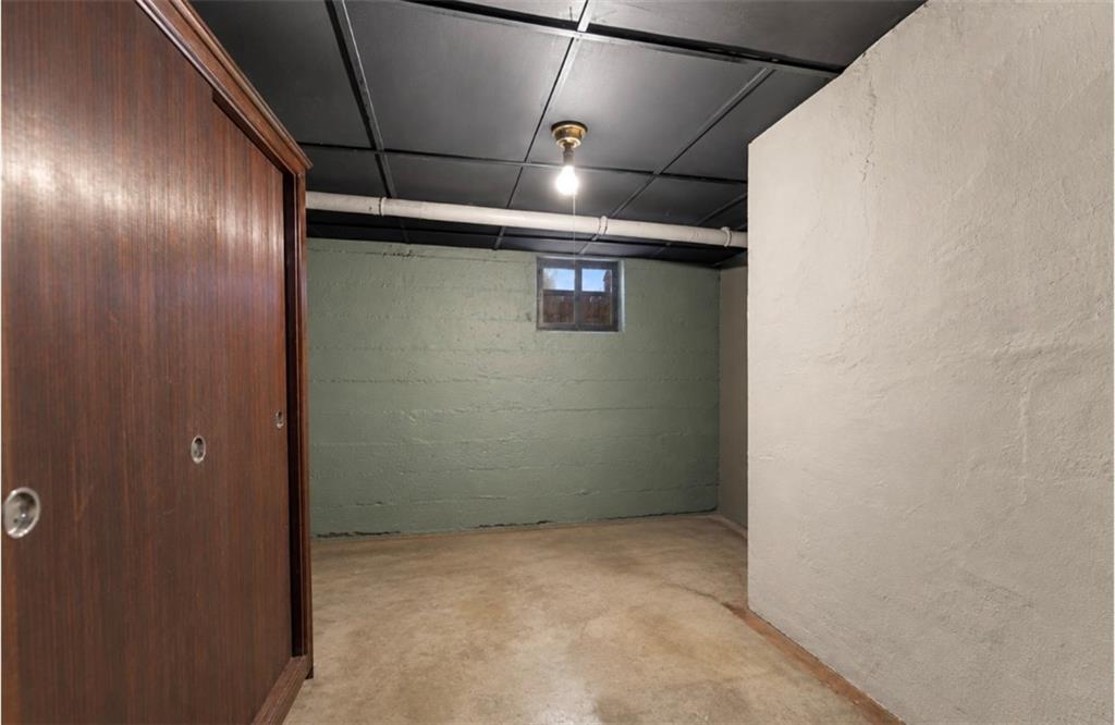 2459 West 2nd Street Property Photo 23