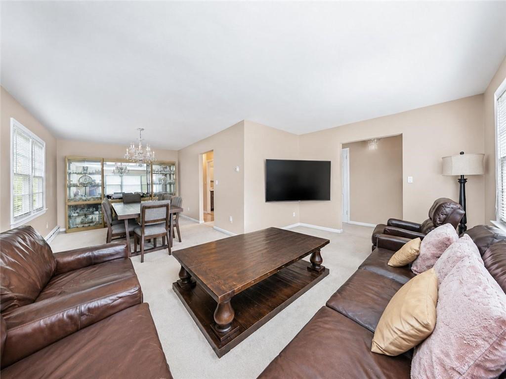 756 Hylan Boulevard Property Photo 3