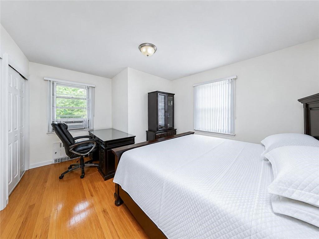 756 Hylan Boulevard Property Photo 14
