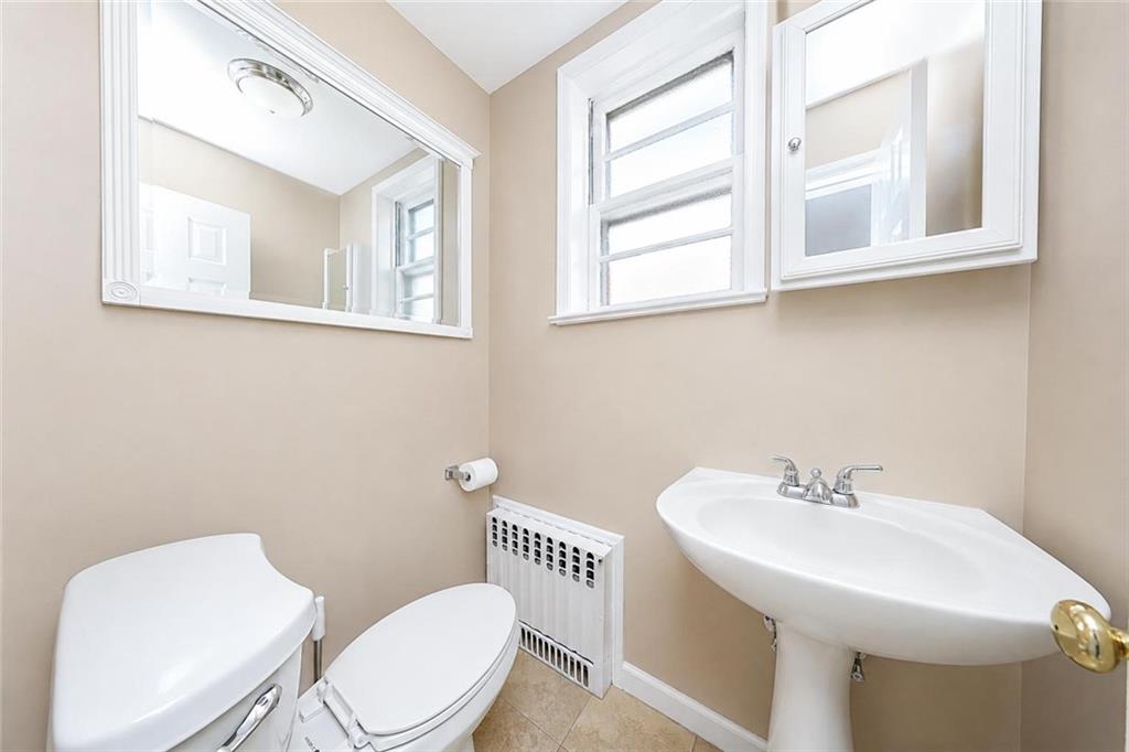 756 Hylan Boulevard Property Photo 19
