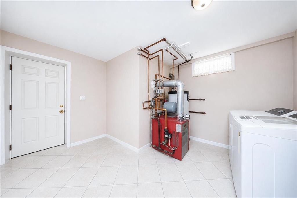 756 Hylan Boulevard Property Photo 27