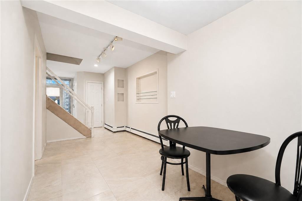 548 Lamont Avenue Property Photo 22