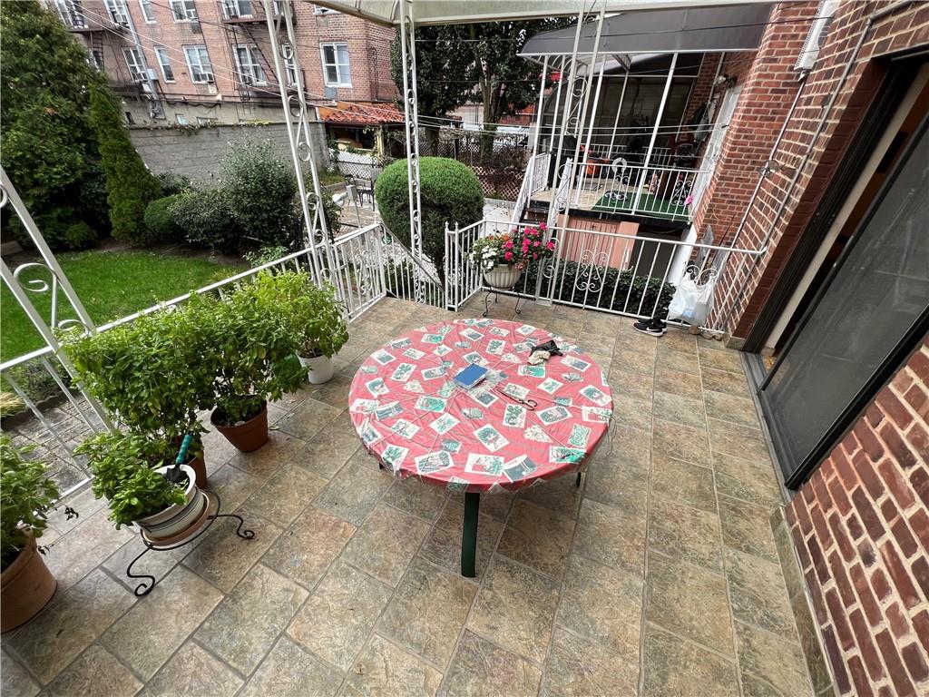 2514 Bath Avenue Property Photo 14