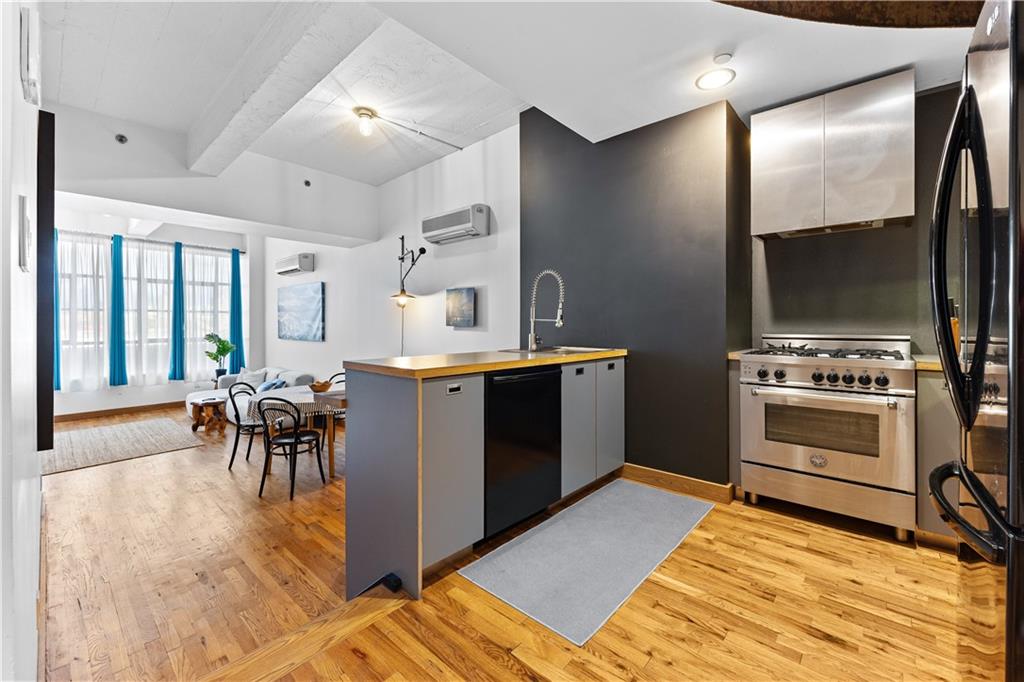 37 Bridge Street 2d Property Photo 2