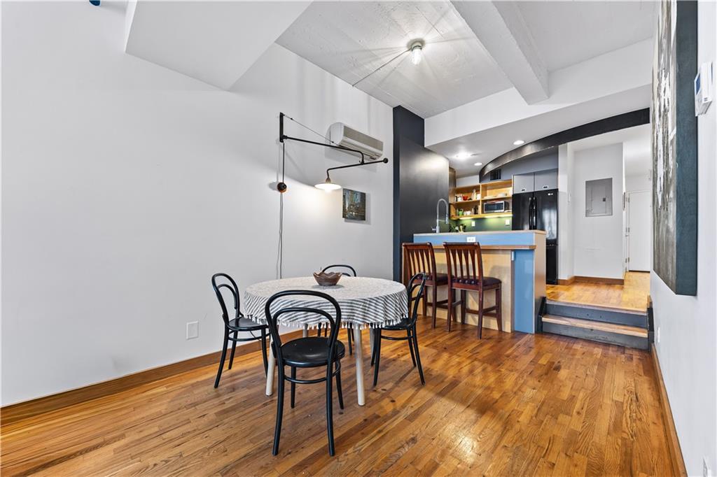 37 Bridge Street 2d Property Photo 3