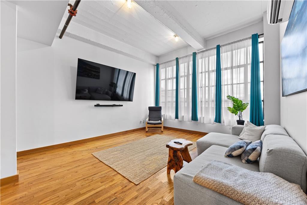 37 Bridge Street 2d Property Photo 4