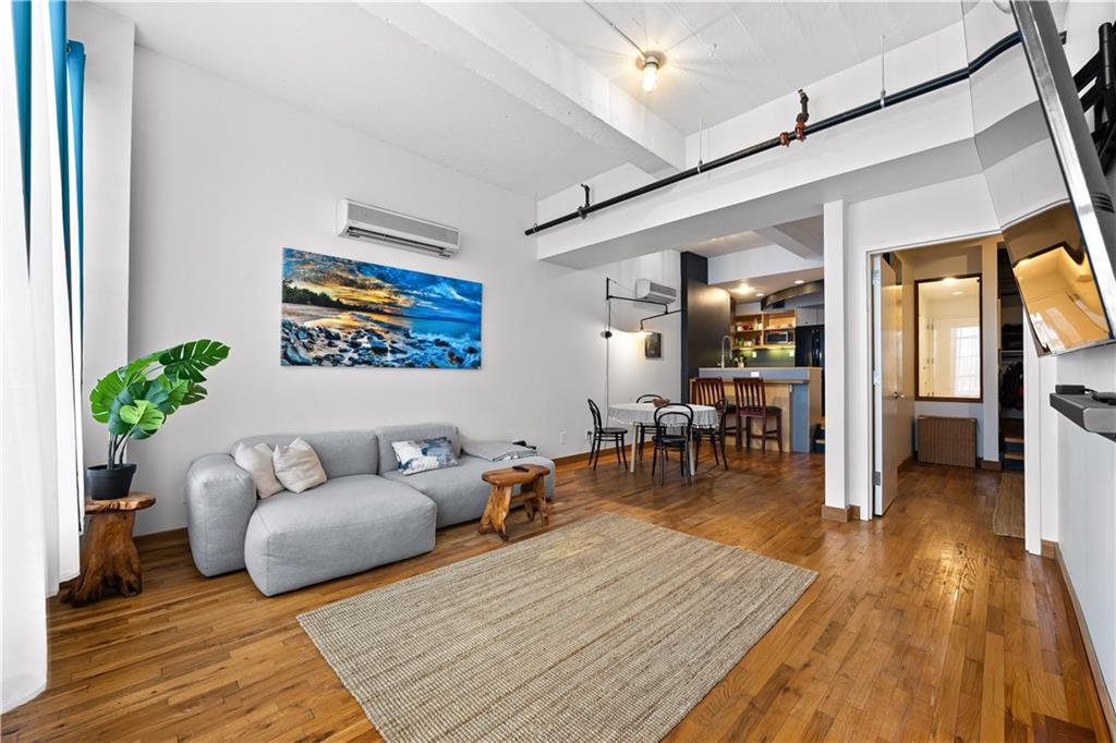 37 Bridge Street 2d Property Photo 17